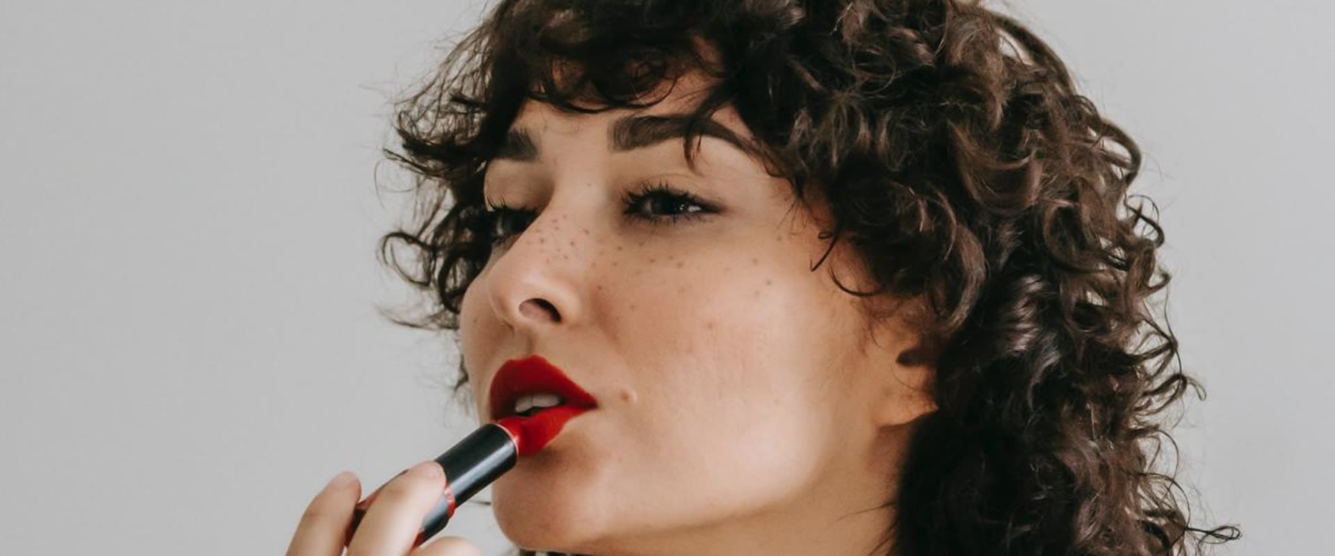 When lipstick day is celebrated?